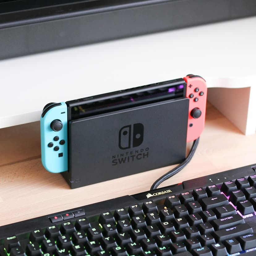 Nintendo Switch OLED White